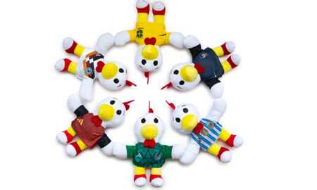 fotografia de producto para le tienda online de pollo feliz la merch